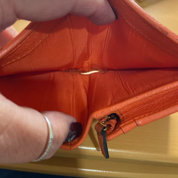 Gucci Marmont Flora Limited Edition Bifold Wallet EUC - Picture 10 of 10